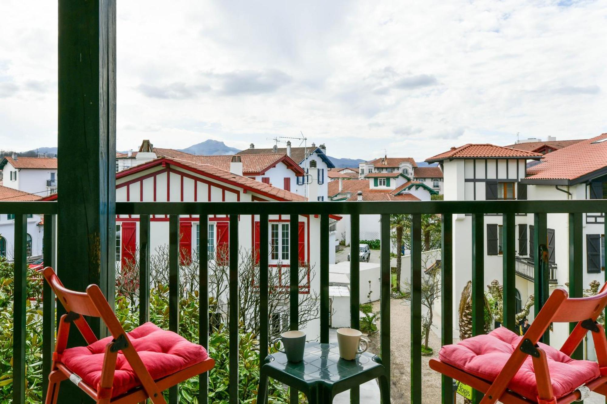 Logis Hotel & Restaurant Bergeret Sport Hendaye Exterior foto