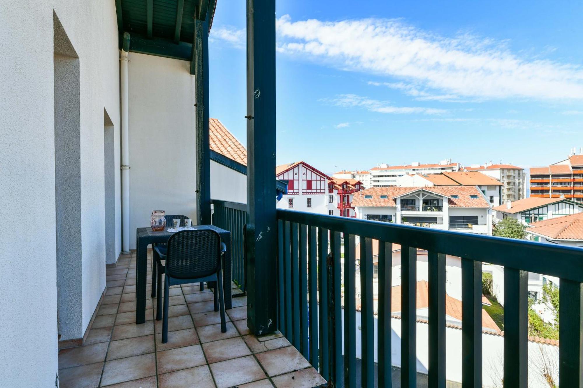 Logis Hotel & Restaurant Bergeret Sport Hendaye Exterior foto
