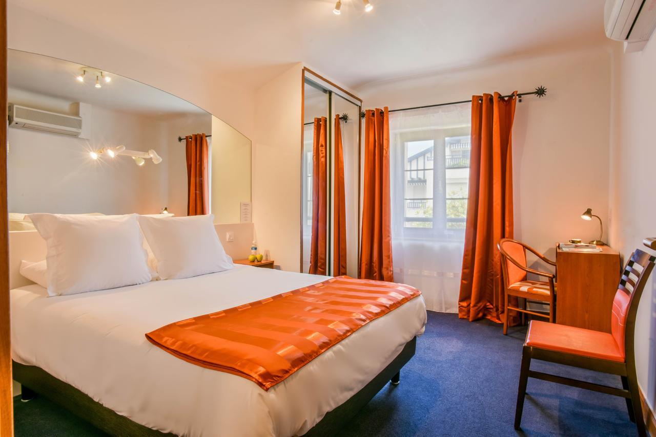 Logis Hotel & Restaurant Bergeret Sport Hendaye Exterior foto